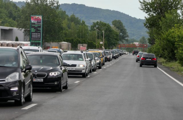 Trafic intens pe DN1 Pitești-Brașov! La Comarnic se circulă în coloană
