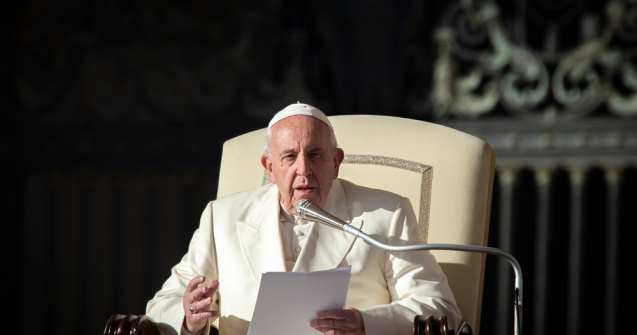 Papa Francisc îi critică pe cei care au plecat în vacanțe