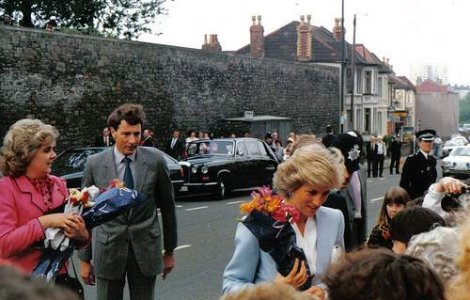 Au murit sau nu la acea data? 12 exemple care ne pun pe ganduri...