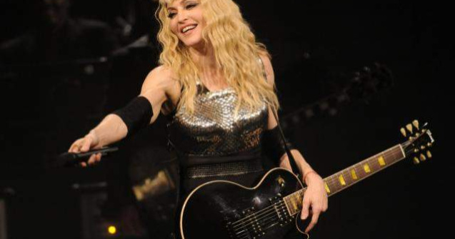 Madonna, inlocuita de Louis Vuitton cu un model mai tanar