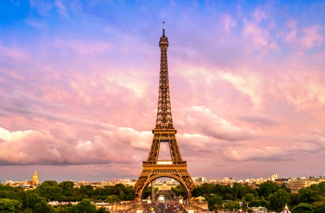 Cu siguranță nu știai aceste lucruri: 5 curiozități despre Turnul Eiffel