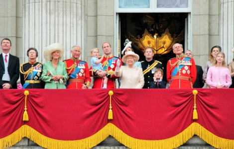  Top  5 reguli ale Familiei Regale pe care le-a încălcat Lady Diana