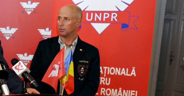 Mugur Mihăescu îl atacă pe Iulian Bulai: „Vai steaua voastră de comuniști!”