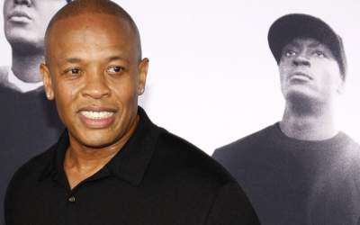 Rapperul Dr. Dre este în...