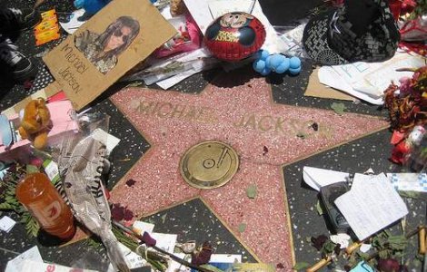 Michael Jackson, distins postum cu Grammy pentru intreaga cariera