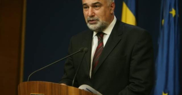 Vosganian: Avem lideri care, prin accentul lor, dovedesc ca engleza este o limba francofona