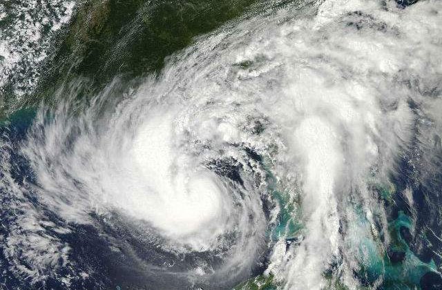 Prima furtuna tropicala din sezonul uraganelor a atins Florida