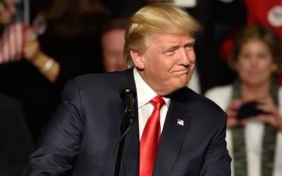 Trump vrea să-și lanseze...