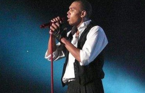 Chris Brown, interzis in marele magazine din SUA