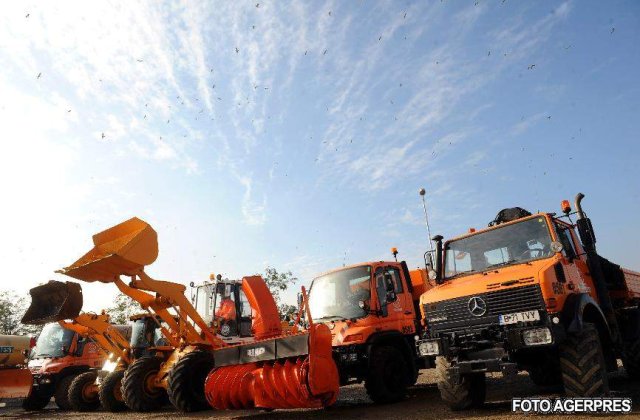 Edilii Capitalei vor ridica toate masinile care ingreuneaza deszapezirea