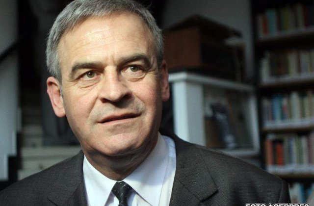 Tokes: "Comunismul a cazut, comunistii au ramas"