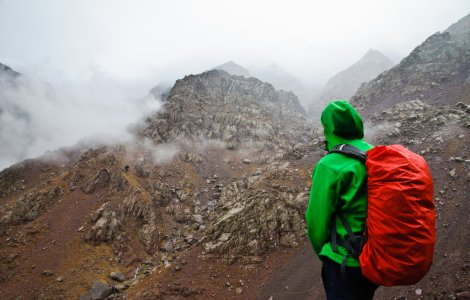 Două persoane rătăcite în Munţii Gutâi au fost recuperate de salvamontişti