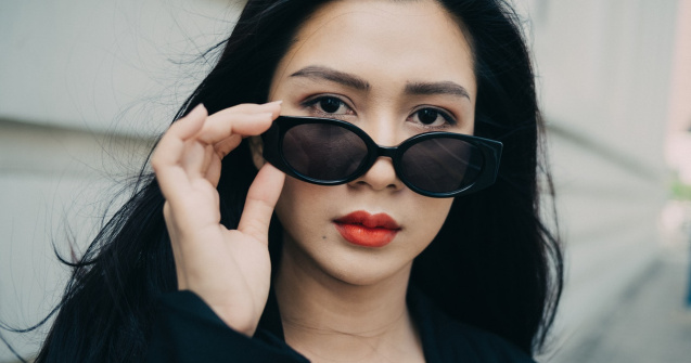 Cum să-ți îngrijești părul acasă la fel ca la salon