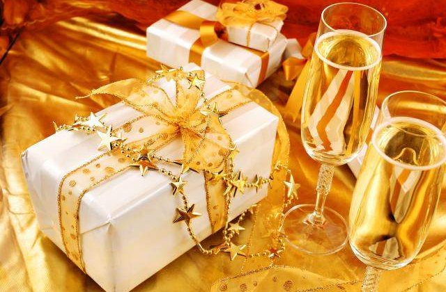 Ce cadouri ofera romanii de Craciun?