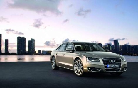 Google Earth, la pachet cu Audi A8