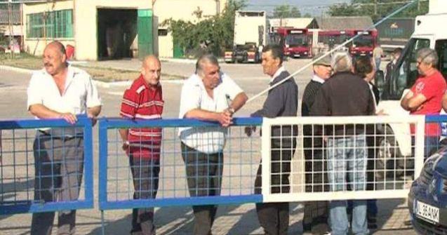 Valcea: Angajatii regiei de transport public au incetat protestele