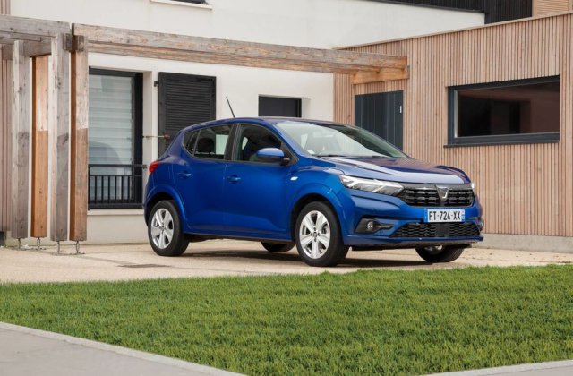 Noul Dacia Sandero a câștigat titlul "Mașina anului 2021" în Marea Britanie