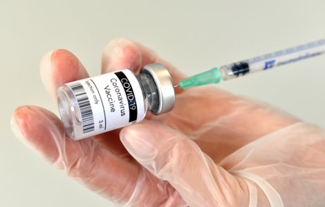 În ultimele 24 de ore au fost vaccinate anti-COVID 34.807 persoane