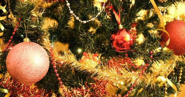 Salveaza-ti bradutul de Craciun!