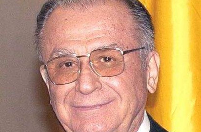 Iliescu la BBC: 'Daca cineva ar incerca sa ma inchida, ar provoca un protest in toata tara'