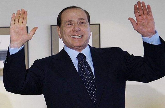 Berlusconi a primit flori si mesaje de la Gaddafi si Mubarak