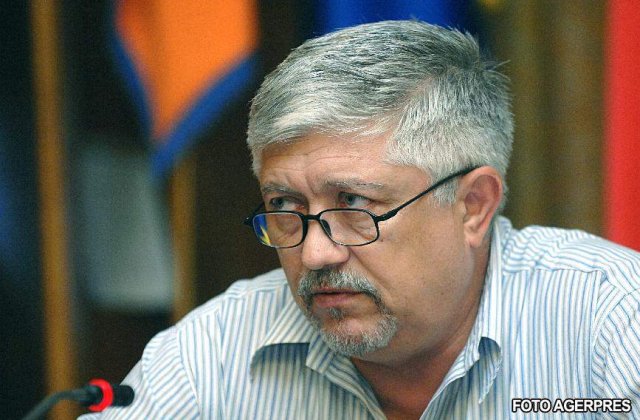 Propunerea lui Croitoru la Educatie, primita cu surprindere si rezerve de catre sindicate