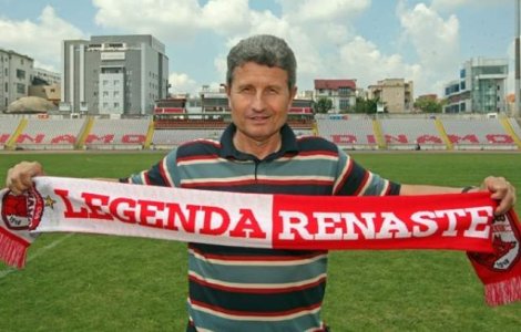 Gheorghe Multescu vrea ca Steaua sa ramana in Liga 1