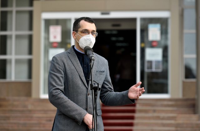 Vlad Voiculescu: „Orice măsuri de relaxare, inclusiv redeschiderea școlilor, pot fi puse în pericol”