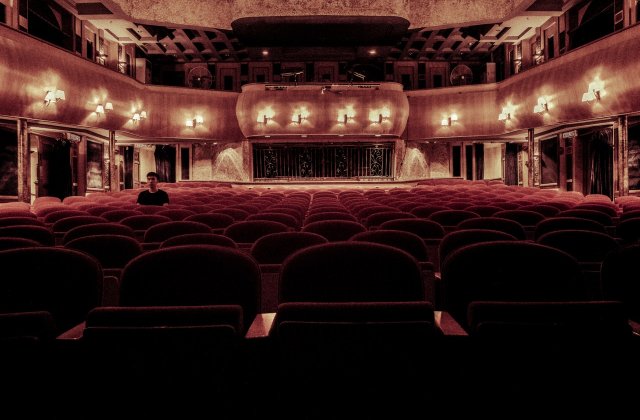 Teatrul Odeon își redeschide porțile pentru public cu şase-şapte premiere