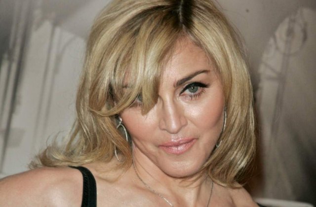 Topul cantaretilor care au dezamagit ca actori