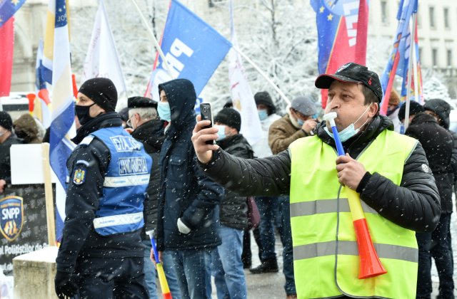 Cosmin Andreica: &bdquo;Guvernul C&icirc;ţu vrea să taie sporurile bugetarilor, sub pretextul eliminării discriminării&rdquo;