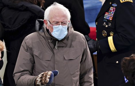 Bernie Sanders a strâns 1,8 milioane de dolari cu fotografia de la învestitură