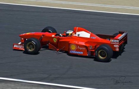 Schumacher vrea sa castige al 8-lea titlu de campion