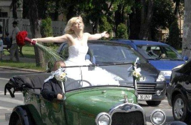 Loredana Groza vorbeste despre comunism la CNN