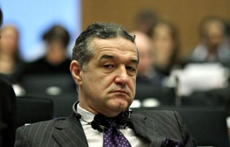 Decizia de eliberare a lui Gigi Becali a fost amanata