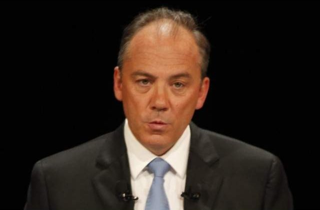 Presedintele Orange, cercetat pentru escrocherie, este mentinut in functie