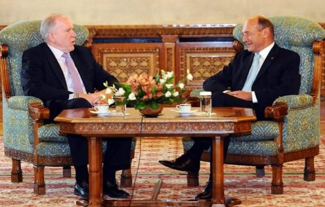 Directorul CIA, catre Traian Basescu: SIE si SRI sunt remarcabile