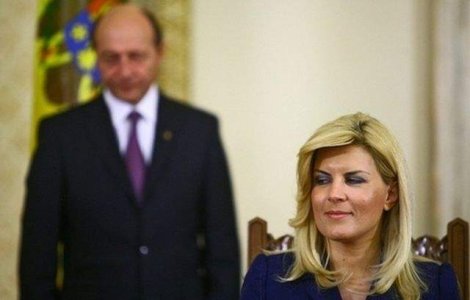 Basescu a lansat momeala: Elena Udrea, presedinte