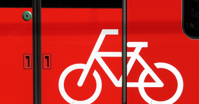 CFR introduce vagoane speciale pentru biciclete