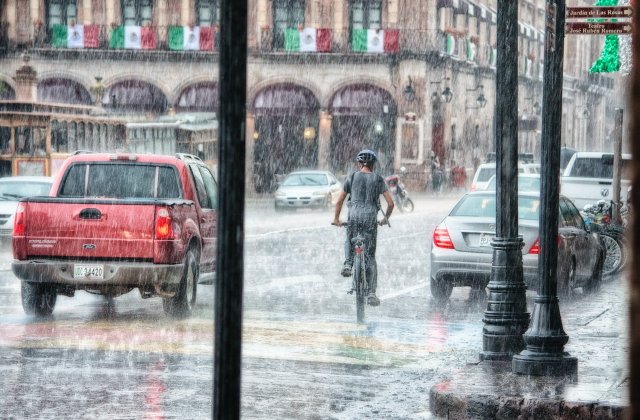 Cod portocaliu de inundații! Care sunt zonele afectate