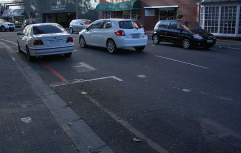 Un sofer roman circula pe autostrada in Franta avand o alcoolemie de 3,3 grame la litru