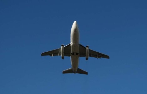 Panica in presa britanica: In mai multe avioane vor fi amplasate bombe