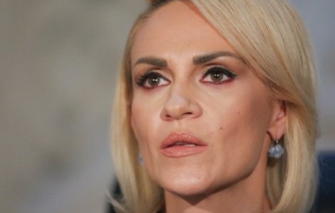 Gabriela Firea: Au închis haotic școlile! Voiculescu fuge de responsabilitate