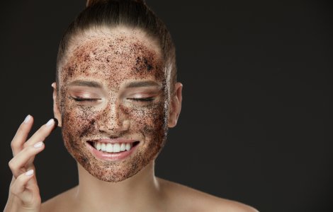  Top  Un ten curat și îngrijit: 3 tipuri de scruburi naturale pentru rutina ta