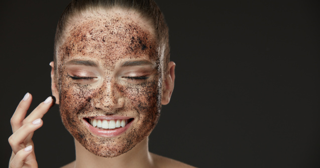  Top  Un ten curat și îngrijit: 3 tipuri de scruburi naturale pentru rutina ta