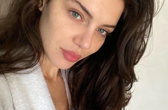 FOTO: Christina Ich, schimbare de look surprinzătoare! Cum arată aceasta cu breton