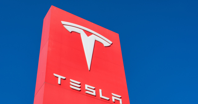 Compania Tesla a deschis primul birou în București