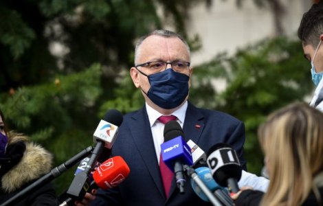 VIDEO Sorin Cîmpeanu anunță la câte cazuri de coronavirus se suspendă cursurile