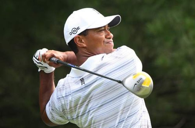 Pedeapsa pentru infidelitate: Tiger Woods, batut de sotie