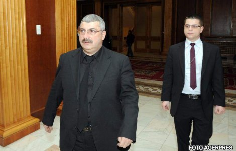 Prigoana Jr: Imi autofinantez campania. Am un buget de 50.000 de euro.